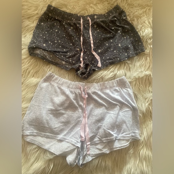 Like new set of 2 Laura Ashley lounge fleece pajama shorts - Picture 3 of 3